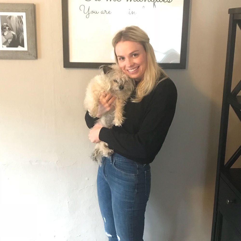 Meet your Posher, Laura